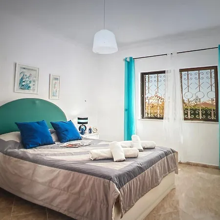 Spacious Maison A14q